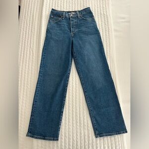 Levi's Ribcage Straight Ankle Jeans in Blue with Tan Stitching